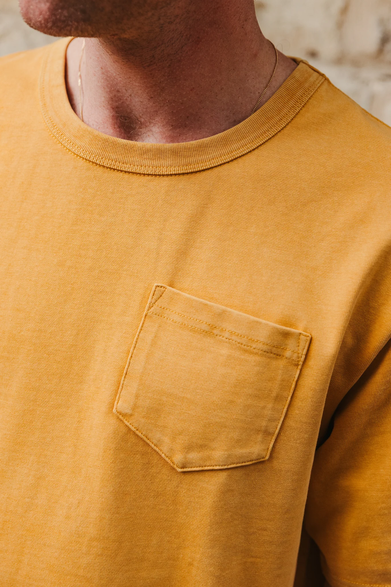 T-shirt Le Brave - Mustard - Image 3
